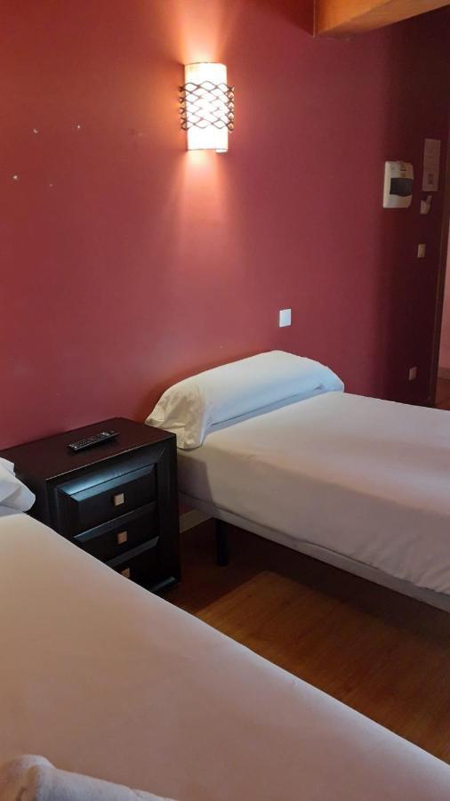 El Descanso Hotel *